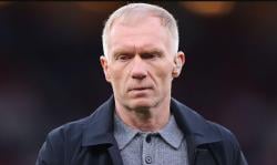 Paul Scholes Dorong Manchester United Rekrut Bek Tangguh Juara Piala Dunia