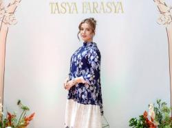Tren Baju Lebaran 2026 ala Tasya Farasya, Intip Gayanya di Sini!