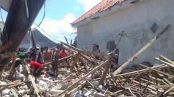 Ledakan Hebat di Situbondo, 1 Orang Tewas 6 Luka Bakar dan 7 Rumah Rusak<