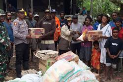 Legislator Partai Perindo Mimika Susuri Laut 2 Hari demi Salurkan Bantuan ke Kapiraya<