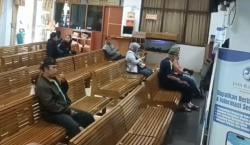 Samsat Salatiga Sepi Imbas Kenaikan Pajak Kendaraan hingga 16 Persen 