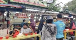 Berburu Takjil Khas Minang di Kramat Senen dari Bubur Kampiun hingga Tambusu