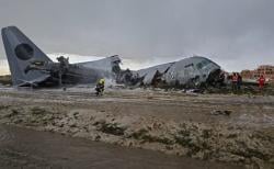  Update: Pesawat Militer Bolivia Bawa Uang Kertas Jatuh di Jalanan Padat, 15 Orang Tewas