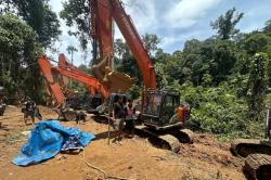 Polda Sumut Bongkar Tambang Emas Ilegal di Perbatasan Tapsel-Madina, 17 Orang Ditangkap<