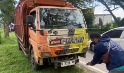 Kecelakaan di Jombang, Pemotor Wanita Tewas Ditabrak Truk Ugal-Ugalan<