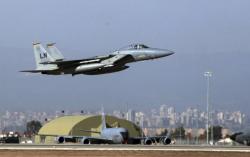 Iran Tembak Jatuh Jet Tempur F-15 AS di Langit Irak, Pilot Diburu