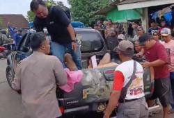 Tepergok Curi Motor di Karawang, 1 Pelaku Tewas Diamuk Massa 1 Kritis<