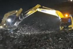 Zona 4 TPST Bantargebang Ditutup Imbas Longsor, Pengiriman Sampah dari Jakarta Terganggu<