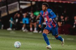 MU Sakit Hati! Pemain Didikan La Masia Ini Pilih Bertahan di Barcelona