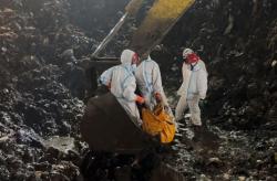 Seluruh Korban Longsor Sampah Bantargebang Ditemukan, 7 Tewas, 6 Selamat