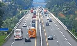 H-6 Lebaran, 2.700 Kendaraan Pemudik Serbu Tol Semarang-Solo <