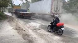 Waspada! Bahaya Intai Pemudik, Jalur Lingkar Selatan Tuban Rusak Parah<