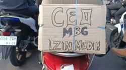 Arus Kendaraan Padati Pantura Cirebon, Tulisan Unik di Kendaraan Pemudik Jadi Sorotan<