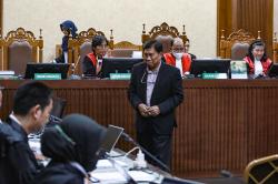 Sidang Perkara Pengadaan LNG Hadirkan Saksi Fakta dan Ahli dari Pihak Terdakwa