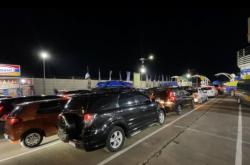 Puncak Mudik Lebaran, Penumpang di Pelabuhan Merak Tujuan Sumatra Tembus 12.680 Orang