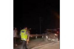 Kecelakaan Bus Tabrak Mobil Pikap di Tol Pejagan-Pemalang, 1 Orang Tewas Puluhan Luka<