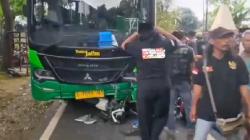 Viral! Pemotor Tewas Terlindas Bus TransJatim di Lamongan<