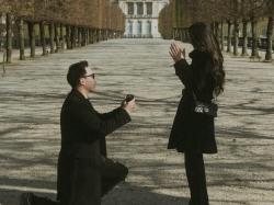 Selamat! Gege Elisa Dilamar Kekasih di Paris