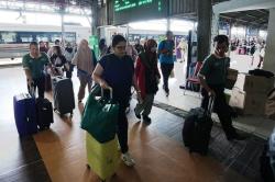 Penumpang Kereta Api Membeludak di Semarang saat Lebaran, Tembus 125.265 Orang<