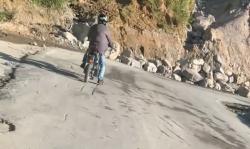 Tebing Malalak Longsor, Jalur Alternatif Padang-Bukittinggi Ditutup bagi Pemudik