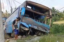 Kecelakaan Bus Pariwisata di Jalinsum Batubara, Tabrak Pagar Jembatan lalu Terguling<