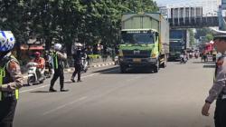 Polisi Razia Angkutan Barang Selama Arus Balik Lebaran di Sidoarjo, Melanggar Ditilang<