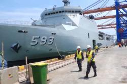 Mudik Gratis Kapal Perang Diserbu Pemudik, KRI Banda Aceh Angkut Ribuan Orang<