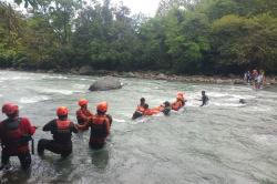 2 Mahasiswa Hilang di Sungai Kalimborang Maros, 1 Korban Ditemukan Tewas<