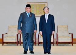 Prabowo Tiba di Istana Kekaisaran Jepang, Disambut Langsung Kaisar Naruhito
