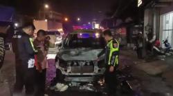 Innova Ditumpangi 9 Orang Hangus Terbakar di Jombang<