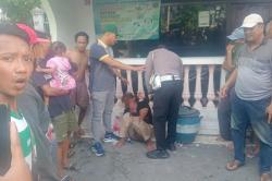 Penjambret Kalung Emas di Kenjeran Terjebak Macet saat Kabur, Berujung Diamuk Massa<