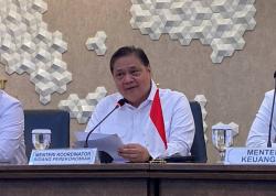Airlangga Buka Suara soal Nasib Harga Pertamax Cs, bakal Naik?