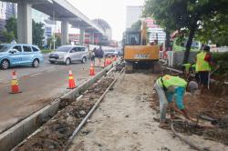 3,8 Kilometer Trotoar Jalan HR Rasuna Said Direvitalisasi