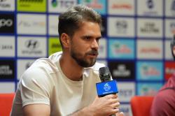 Persija Diterpa Krisis, Paulo Ricardo Tetap Pede dan Janjikan Kemenangan untuk Jakmania