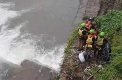Kecelakaan di Banyumas, Pemotor Hilang usai Tabrak Jembatan Sungai Pelus<