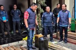 Polisi Bongkar Pengeboran Minyak Ilegal di Blora dan Rembang, 3 Orang Ditangkap<