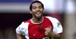 Kisah Gila Mantan Bintang Arsenal: Mabuk Sebelum Debut Premier League, Lalu Cetak Hattrick Kilat