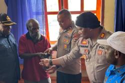 Keributan di Bokondini Tolikara, 4 Polisi Terluka dan 1 Warga Tewas<