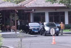 KPK Geledah Rumah Dinas Bupati Tulungagung Gatut Sunu, Sejumlah Dokumen Disita