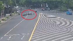 Detik-Detik 2 Motor Tabrakan di Tuban Terekam CCTV, 1 Orang Tewas 1 Luka<