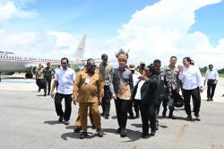 Wapres Gibran Tinjau Pengembangan Bandara Nabire untuk Konektivitas Papua Tengah