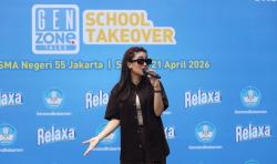 Prinsa Mandagie Meriahkan GenZone School Take Over di SMAN 55, Siswa Ikut Nyanyi Bareng