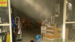 Kebakaran Toko Parfum di Tuban, Pembeli Terluka<