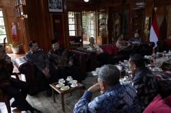 Para Sesepuh TNI Berkumpul di Kantor Menhan, Bahas Selat Hormuz hingga Misi di Lebanon