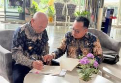 Bupati Kotabaru Teken Nota Kesepakatan dengan Ombudsman RI<