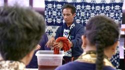 Tenun Pewarna Alami Tembus Pasar Eropa lewat Pameran di Amsterdam