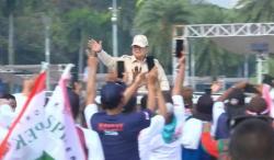Momen Prabowo Sapa Ribuan Buruh di Monas saat Hadiri Peringatan May Day 