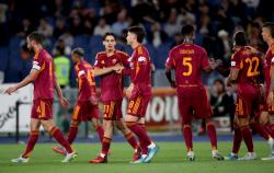 Hasil Liga Italia: AS Roma Hancurkan Fiorentina 4-0, Persaingan Zona Liga Champions Memanas