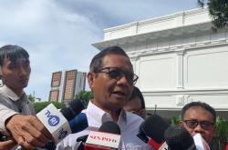 Komisi Reformasi Polri Serakan 10 Buku Hasil Kerja ke Prabowo, Ada yang 3.000 Halaman