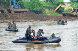 AHY Cek Pembangunan Infrastruktur Pengendalian Banjir Sungai Ciliwung